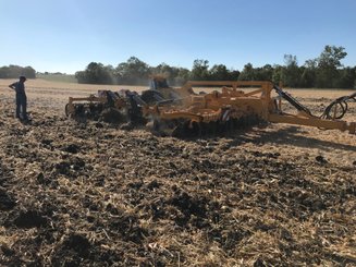 Déchaumeur Agrisem Maximulch Série 5 traîné Repliable