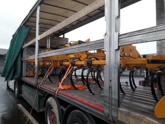 Déchaumeur à dents Agrisem Vibromulch porté Repliable