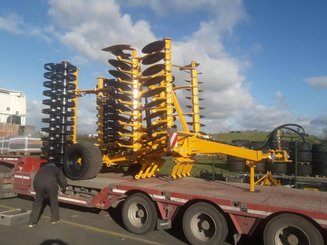 Déchaumeur à disques Agrisem Disc-O-Mulch Série R traîné Repliable