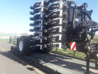 Semoir pour semis simplifié Agrisem BOSS