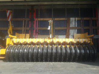 Décompacteur Agrisem Cultiplow Gold porté Fixe