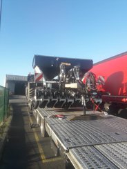 Semoir pour semis simplifié Agrisem mBOSS Rétractable