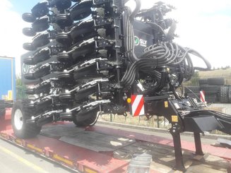 Semoir pour semis simplifié Agrisem BOSS