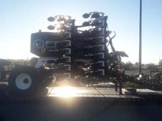 Semoir pour semis simplifié Agrisem BOSS