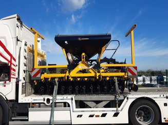 Semoir en ligne conventionnel Agrisem Smartsem Concept Multi-tillage