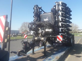 Semoir pour semis simplifié Agrisem BOSS Repliable