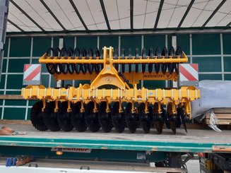 Déchaumeur à disques Agrisem Disc-O-Mulch Gold porté Fixe