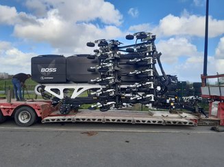 Semoir pour semis simplifié Agrisem BOSS Repliable