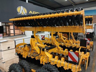 Déchaumeur à disques Agrisem Disc-O-Mulch Gold porté Fixe