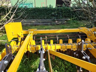 Déchaumeur Agrisem Maximulch Série 3 porté Fixe