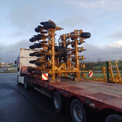 Semoir pour semis simplifié Agrisem Tri-O-Sem porté Repliable