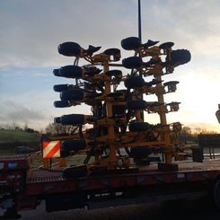 Semoir pour semis simplifié Agrisem Tri-O-Sem porté Repliable