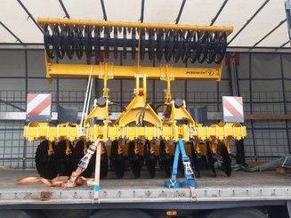 Déchaumeur à disques Agrisem Disc-O-Mulch Gold porté Fixe