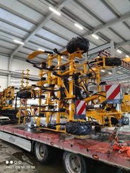 Semoir pour semis simplifié Agrisem Vibrosem porté Repliable