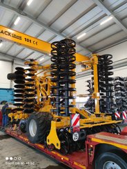 Déchaumeur à disques Agrisem Disc-O-Mulch Gold traîné Repliable