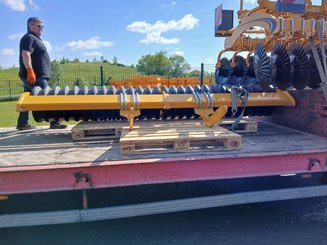 Déchaumeur à disques Agrisem Disc-O-Mulch Gold porté Fixe