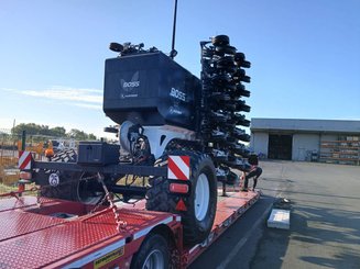 Semoir pour semis simplifié Agrisem BOSS Repliable