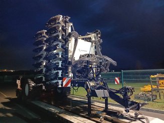 Semoir pour semis simplifié Agrisem BOSS Repliable