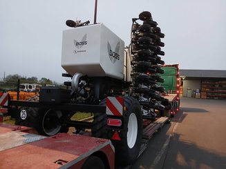 Semoir pour semis simplifié Agrisem BOSS Trainé 4/7.5m