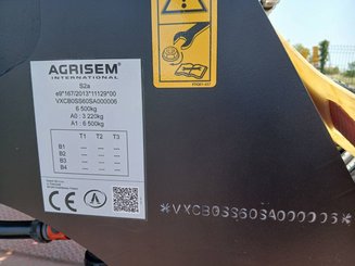 Semoir pour semis simplifié Agrisem BOSS Trainé 4/7.5m