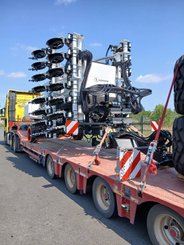 Semoir pour semis simplifié Agrisem BOSS Trainé 4/7.5m