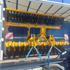 Déchaumeur à disques Agrisem Disc-O-Mulch Gold porté Fixe