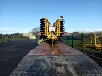 Déchaumeur à disques Agrisem Disc-O-Mulch Série R traîné Repliable