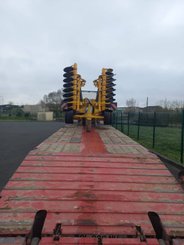 Déchaumeur à disques Agrisem Disc-O-Mulch Série R traîné Repliable